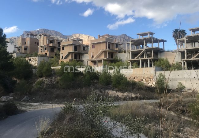 Alicante La Nucia'da Sahile Yakın Konumda Müstakil Evler 44