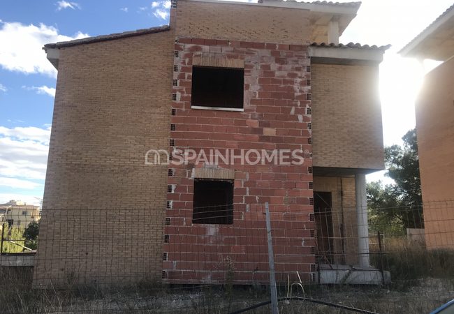 Alicante La Nucia'da Sahile Yakın Konumda Müstakil Evler 51
