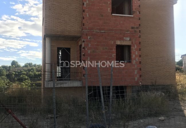 Alicante La Nucia'da Sahile Yakın Konumda Müstakil Evler 52