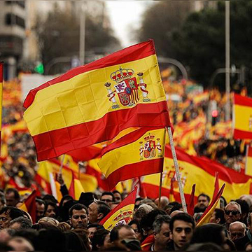 Only Spanish citizens aged 18 or over can vote in general elections