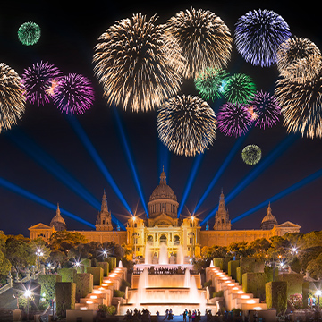 beau feu d'artifice de Noël en espagne