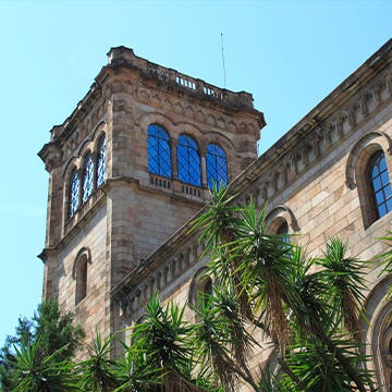 bâtiment traditionnel d'espagne
